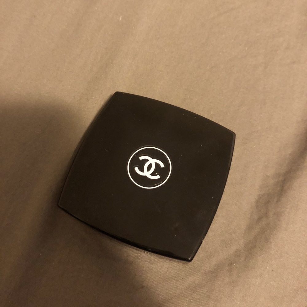 CHANEL eyeshadow les 4 ombres 47 dunes